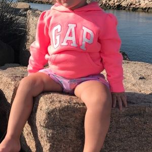 Baby gap coral hoodie 3t